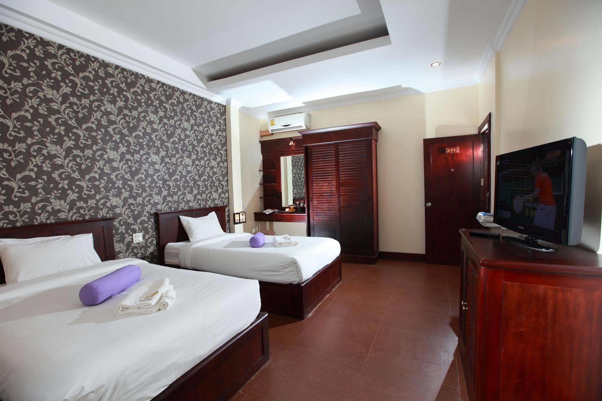 Seasons Riverside Hotel Vientiane Exterior foto