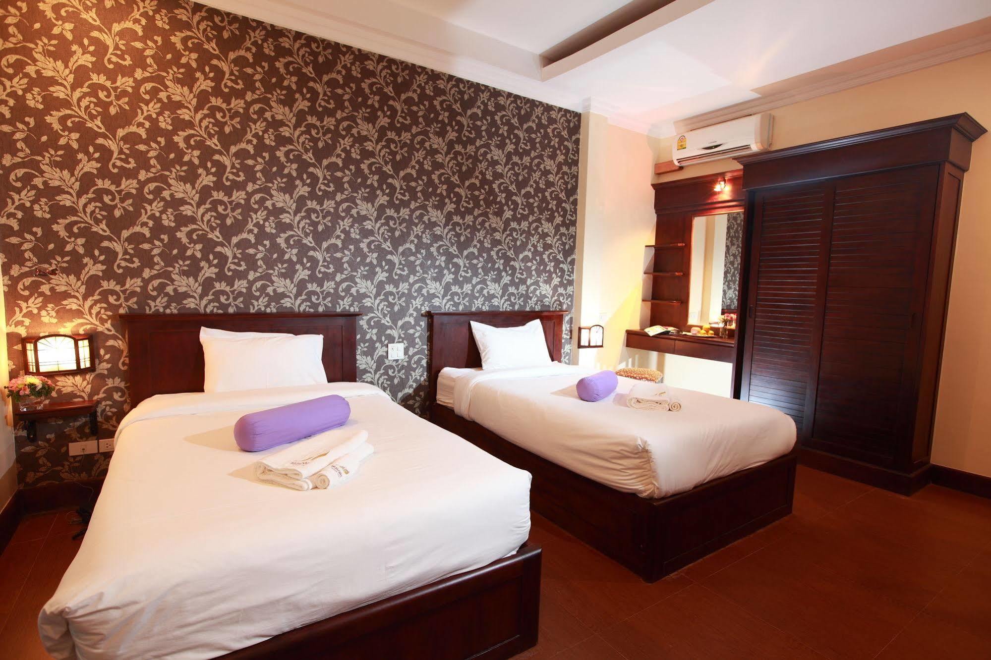 Seasons Riverside Hotel Vientiane Exterior foto